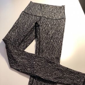 [SOLD]Lululemon Leggings
